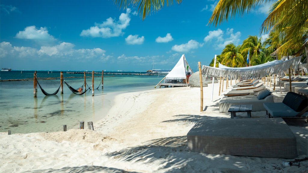 Isla Mujeres Catamarán Plus Luxury